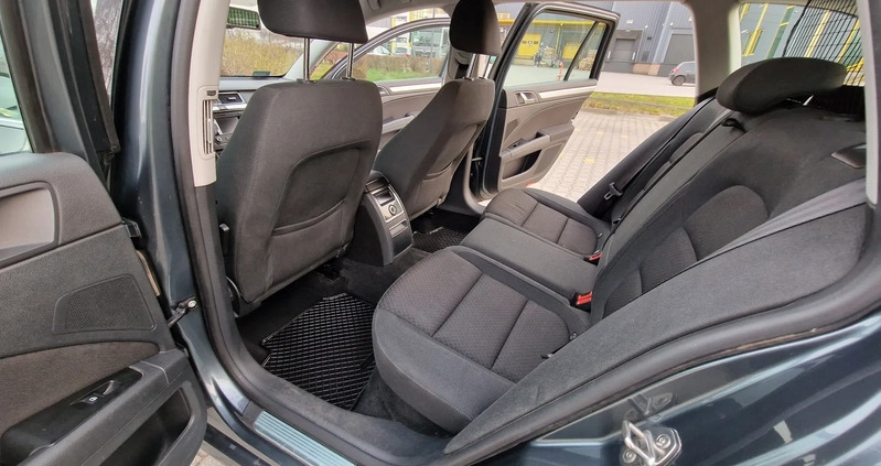 Skoda Superb cena 41999 przebieg: 187000, rok produkcji 2015 z Kraków małe 92